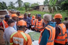 Mission d'inspection des sites destinés à accueillir les nouveaux ponts d'Idembé et de Bongolo
