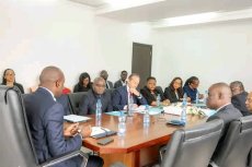 Le ministre Mark Alexandre Doumba échange avec la FEG sur l'accélération de la digitalisation de l'économie