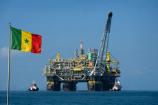303 milliards de FCFA : les premiers revenus du pétrole et du gaz dopent les recettes extractives du Sénégal