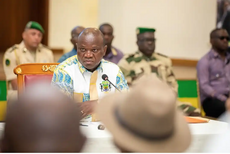 Port-Gentil : le Président de la République échange avec les forces vives de l'Ogooué-Maritime.