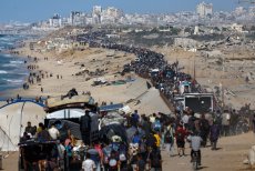 Gaza : Des milliers de Palestiniens sur les routes du retour après deux ans de guerre