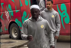 Prière du vendredi : Les images des Lions se rendant à la Mosquée (vidéo)