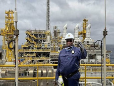 Le Sénégal et Eni signent pour étudier cinq blocs offshore, sans titre attribué