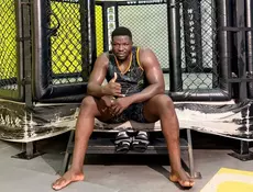 Adama « Blindé » Diop obtient son contrat à l’UFC après la faim et les petits boulots