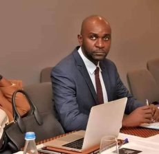 "Merci à tous,"Geoffroy Foumboula Libeka Makosso