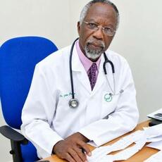 ‎Professeur Pierre-André Kombila : quand les grandes âmes s'éteignent, leurs lumières refusent de mourir