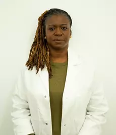 Dépigmentation : le Dr Mame Aminata Ndir alerte sur les risques des produits éclaircissants