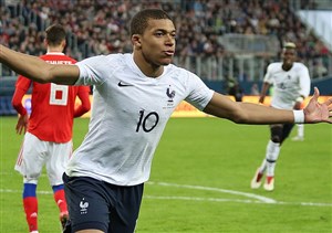 Interrogé sur sa vie privée, Kylian Mbappé donne une réponse amusante